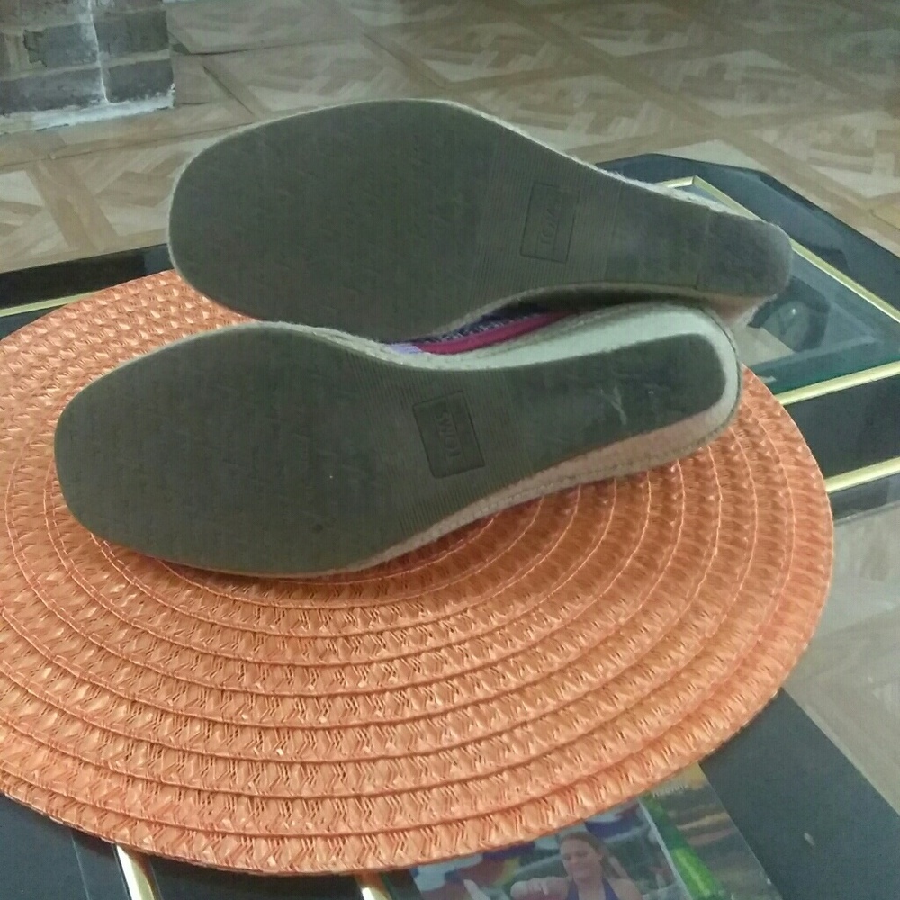 Tom's  wedges - Picture 4 of 5